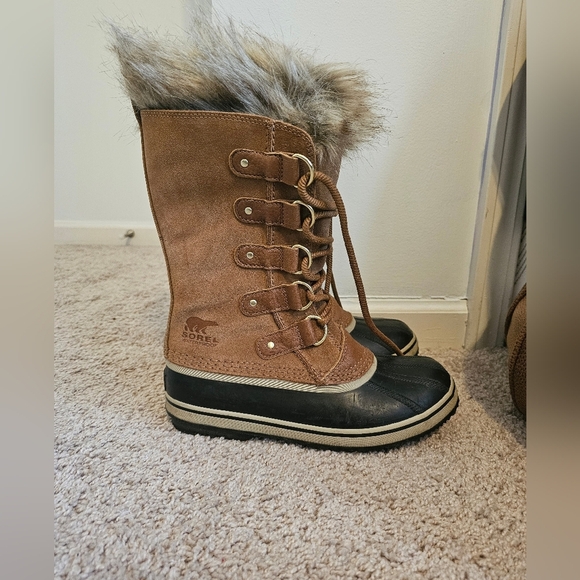 Sorel Women's Joan of Arctic Waterproof Boot Size 7.5 - Picture 1 of 9